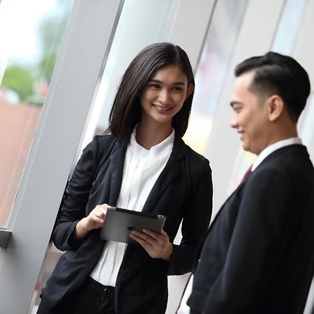 Hotel Santika Premiere Ice - Bsd City Serpong Exteriör bild